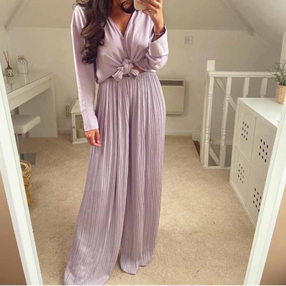 NWT Zara Wide-Leg Flowy Trousers with Elasticated Waistband Sz M